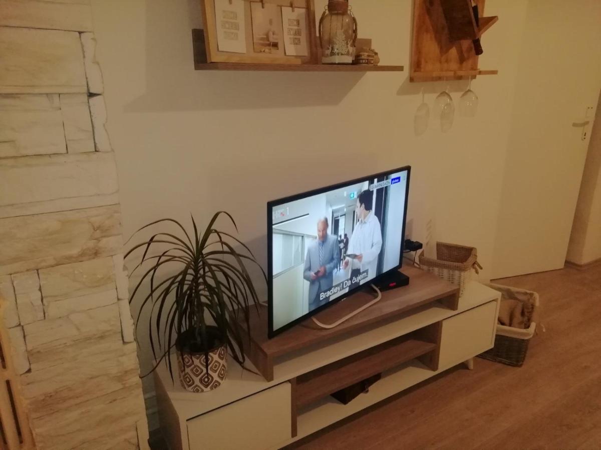 Apartment Green Free Private Parking Novi Sad Extérieur photo